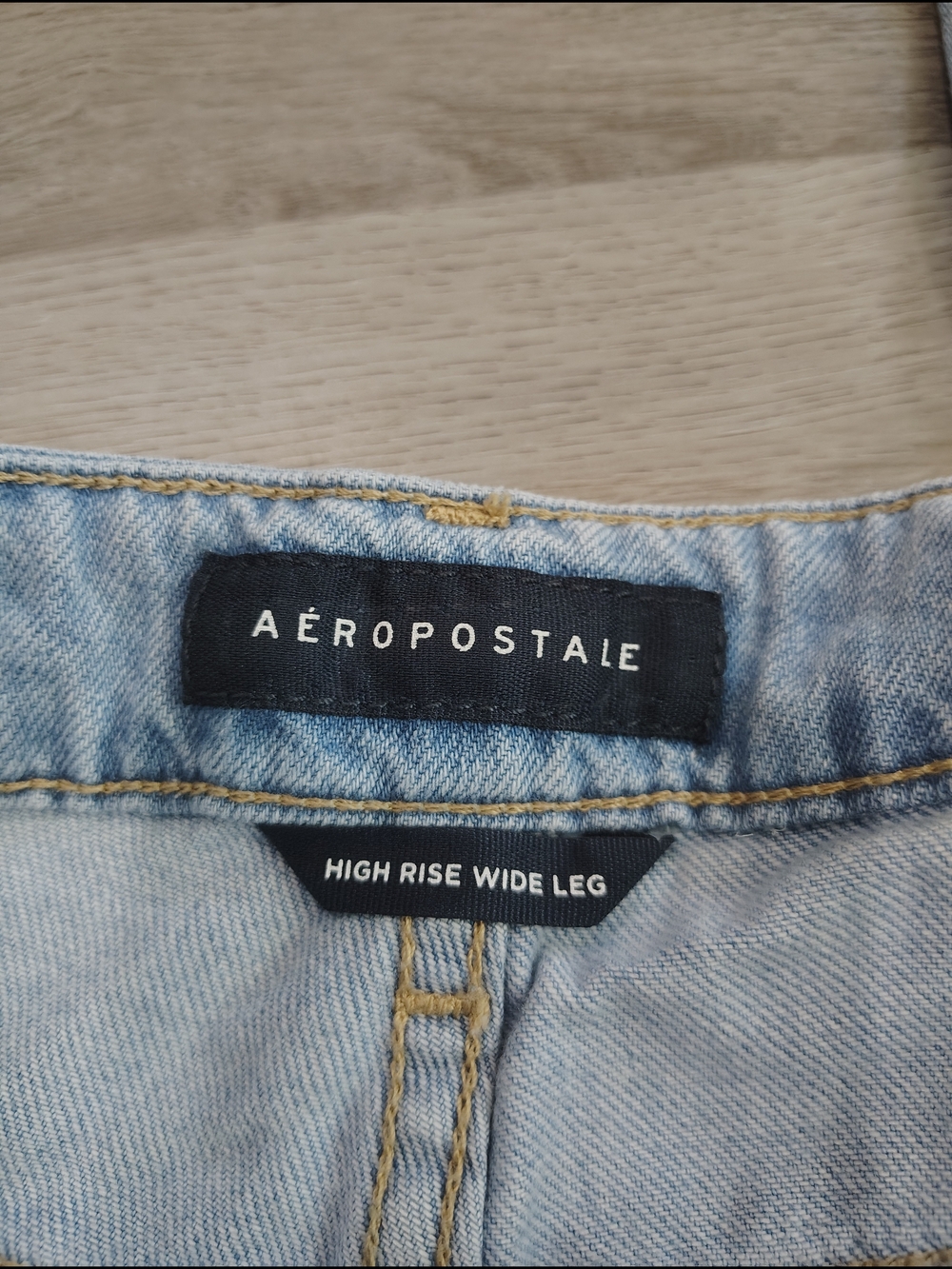 Aeropostale Pale Blue Wide-Leg Jeans. Size 12 Waist - 32 Inches - Picture 7 of 10